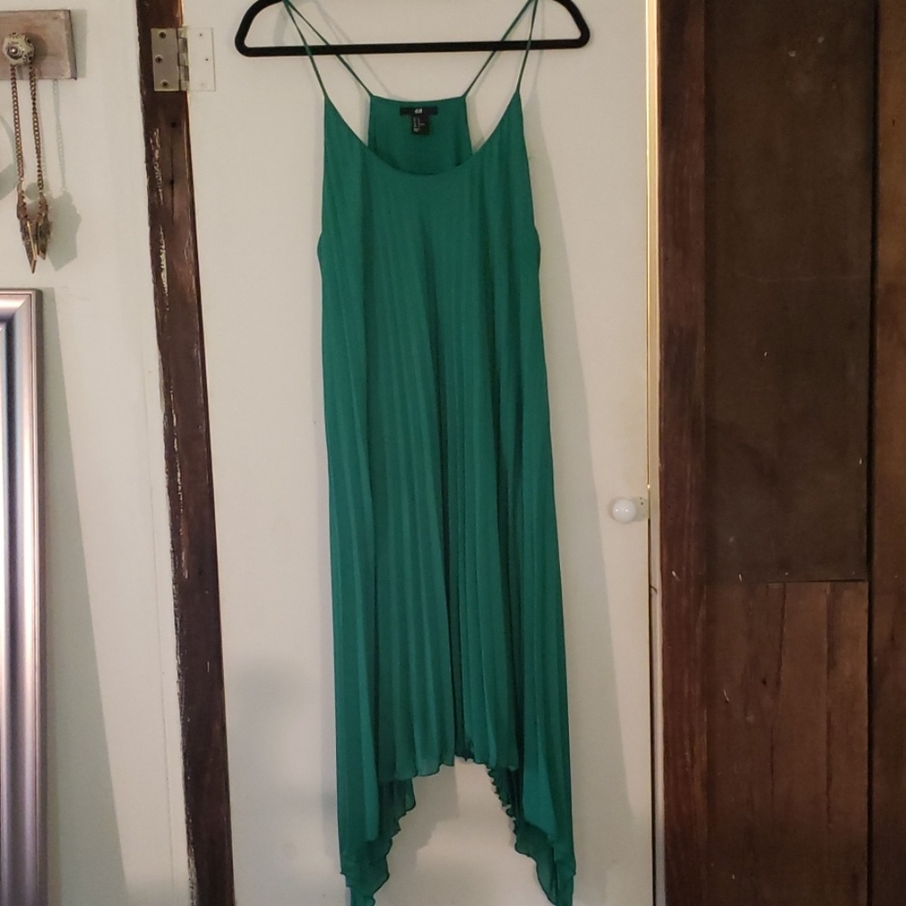 Emerald green trapeze dress